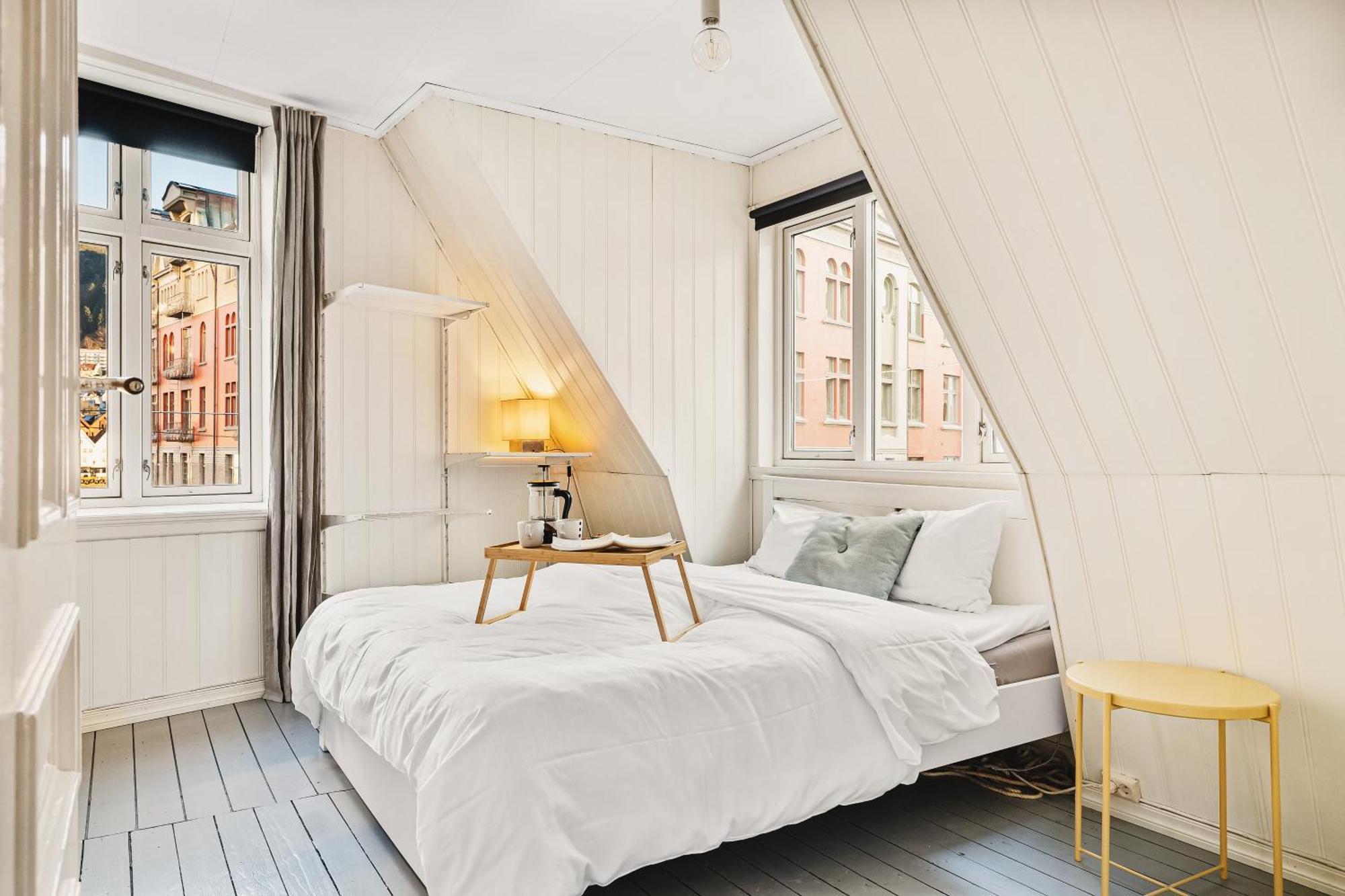 Апартаменты Live In Historic Building - View To Bryggen Берген Экстерьер фото